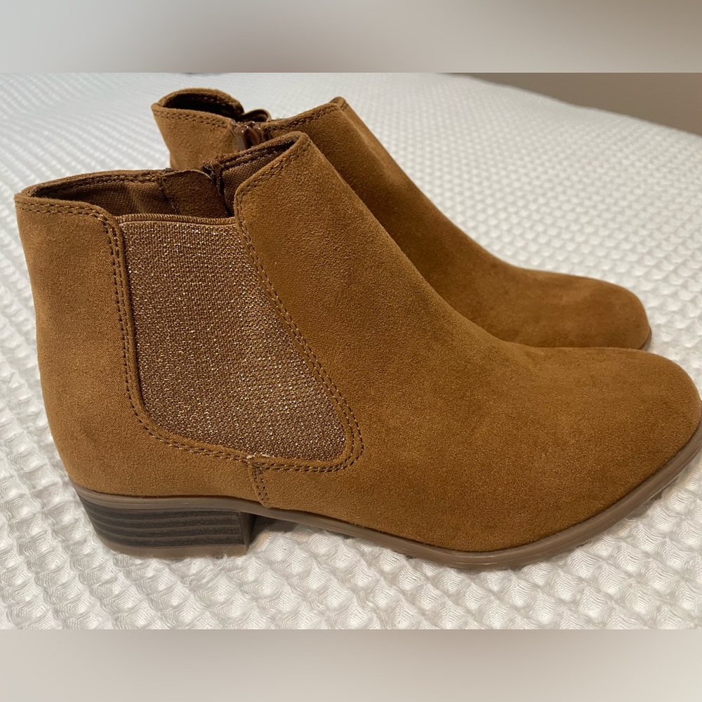 NWOT SO Girl’s Brown Ankle Boots - Picture 2 of 7